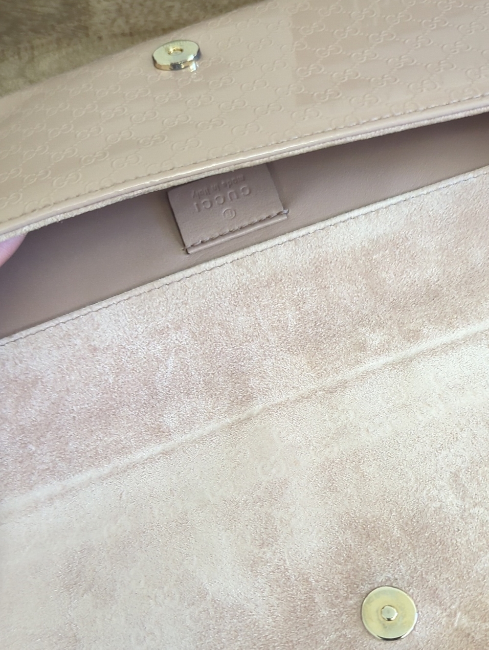 Gucci Patent Leather Clutch Authentic - Picture 6 of 8
